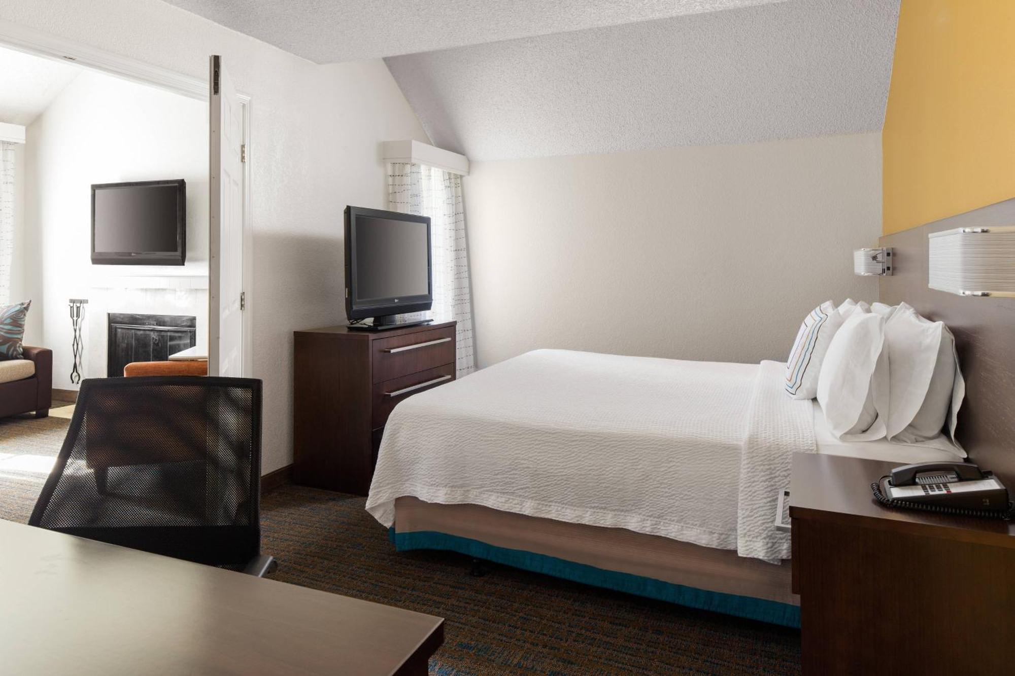 Anaheim Placentia/fullerton 3*