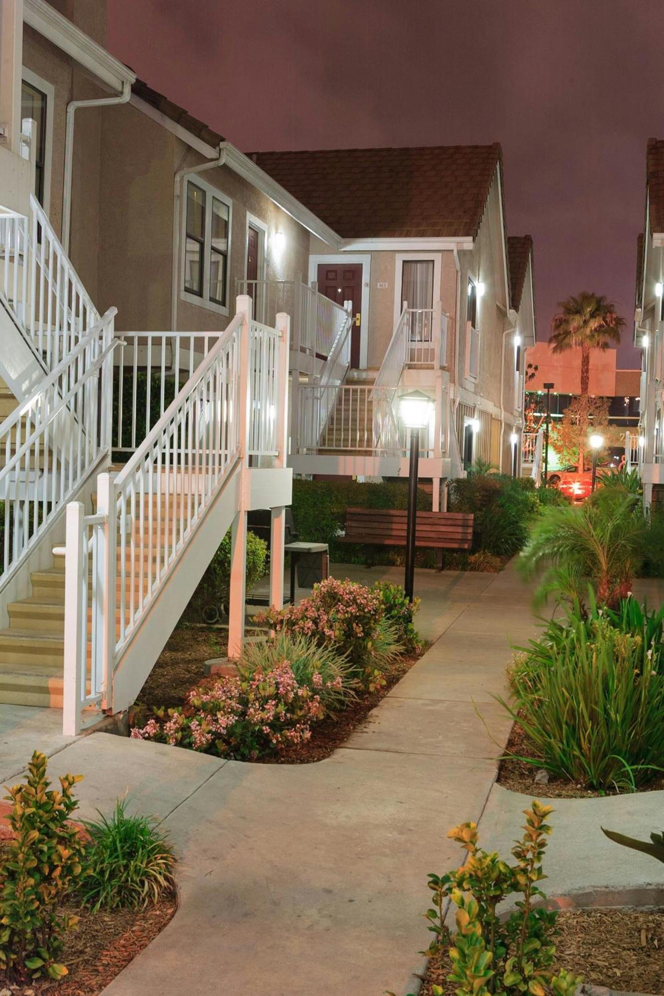 Anaheim Placentia/fullerton 3* Placentia